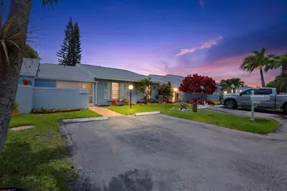 4235 Lucerne Villas Lane, Greenacres, FL 33467 - Photo 1