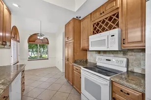 1445 Bear Island Dr, West Palm Beach, FL 33409 - Photo 25