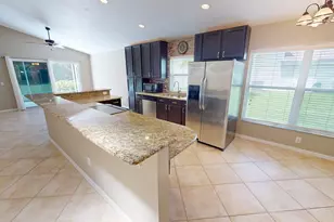 562 SW St Martins Cove, Port Saint Lucie, FL 34986 - Photo 7