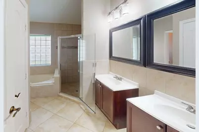 562 SW Saint Martins Cove, Port Saint Lucie, FL 34986 - Photo 33