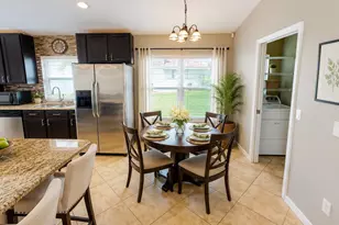 562 SW St Martins Cove, Port Saint Lucie, FL 34986 - Photo 5