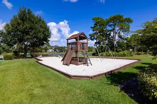 562 SW St Martins Cove, Port Saint Lucie, FL 34986 - Photo 67