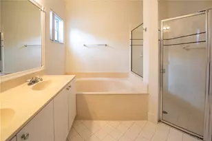 4015 Palm Pl, Weston, FL 33331 - Photo 15