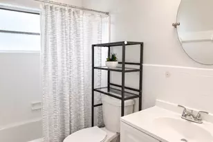 92 Lariat Cir, Boca Raton, FL 33487 - Photo 9