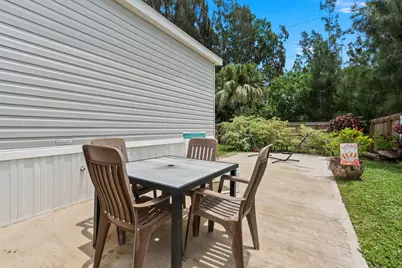 8011 SE Skylark Avenue, Hobe Sound, FL 33455 - Photo 23
