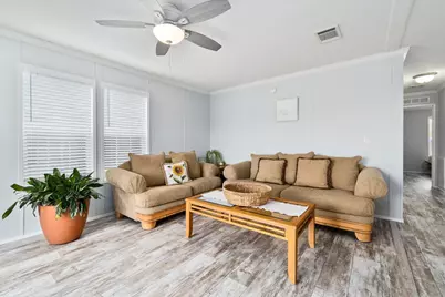 8011 SE Skylark Avenue, Hobe Sound, FL 33455 - Photo 11