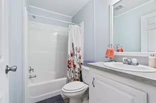 8011 SE Skylark Ave, Hobe Sound, FL 33455 - Photo 17