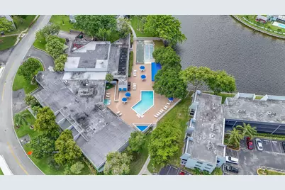 9400 Lime Bay Boulevard #109, Tamarac, FL 33321 - Photo 21