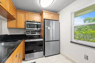 9400 Lime Bay Blvd, Tamarac, FL 33321 - Photo 7