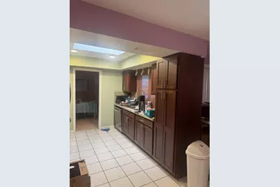 1641 NW 36th Court, Oakland Park, FL 33309 - Photo 9