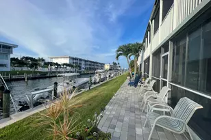 121 Wettaw Ln, North Palm Beach, FL 33408 - Photo 17