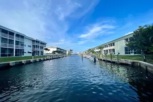 121 Wettaw Ln, North Palm Beach, FL 33408 - Photo 19