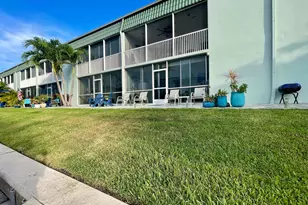 121 Wettaw Ln, North Palm Beach, FL 33408 - Photo 13