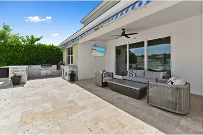 9526 Wrangler Drive, Lake Worth, FL 33467 - Photo 5
