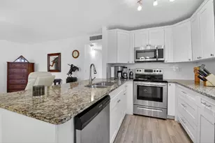 14 Flanders, Delray Beach, FL 33484 - Photo 13