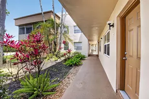 14 Flanders, Delray Beach, FL 33484 - Photo 3