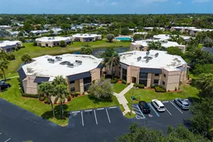 2069 NE Collins Cir, Jensen Beach, FL 34957 - Photo 27