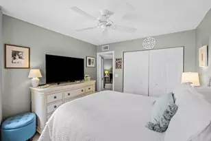 2069 NE Collins Cir, Jensen Beach, FL 34957 - Photo 13