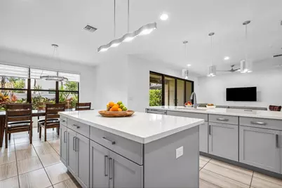 8068 Lemon Serpentine Lane, Delray Beach, FL 33446 - Photo 13