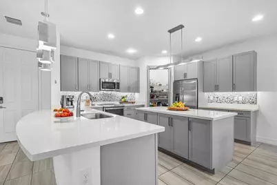 8068 Lemon Serpentine Lane, Delray Beach, FL 33446 - Photo 11