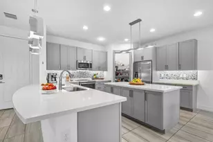 8068 Lemon Serpentine Ln, Delray Beach, FL 33446 - Photo 11