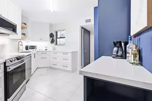 5800 Camino Del Sol, Boca Raton, FL 33433 - Photo 3