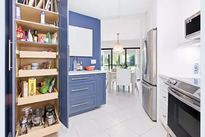 5800 Camino Del Sol #Apt 106, Boca Raton, FL 33433 - Photo 3