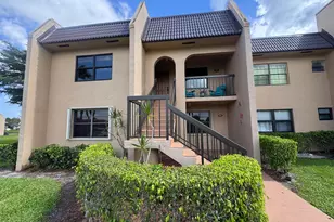 130 Lake Nancy Dr, West Palm Beach, FL 33411 - Photo 1