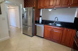 130 Lake Nancy Dr, West Palm Beach, FL 33411 - Photo 7
