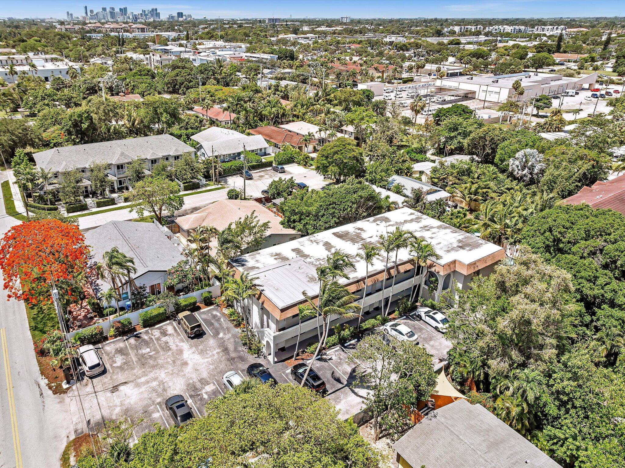 3421 NE 15th Ave #8 - 3421 NE 15th Ave #8, Oakland Park, FL 33334 Luxury Property | Jose Angel Pina