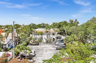 3421 NE 15th Ave, Oakland Park, FL 33334 - Photo 15