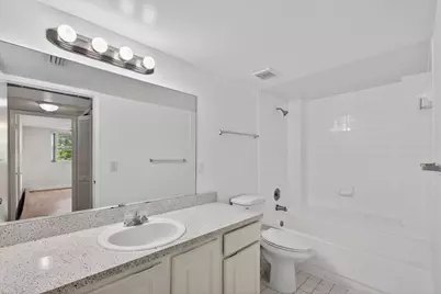 8353 Lake Drive #204, Doral, FL 33166 - Photo 11