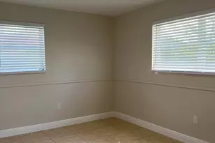7761 NW 15th Ct, Pembroke Pines, FL 33024 - Photo 7