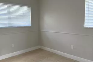 7761 NW 15th Ct, Pembroke Pines, FL 33024 - Photo 5