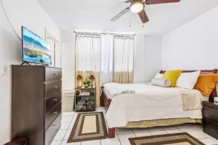 6941 Carlyle Ave, Miami Beach, FL 33141 - Photo 11