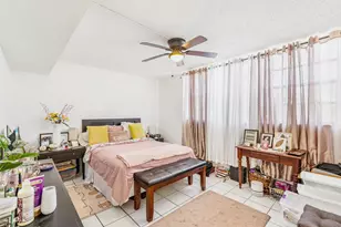 6941 Carlyle Ave, Miami Beach, FL 33141 - Photo 5