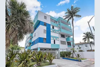 6941 Carlyle Avenue #2e, Miami Beach, FL 33141 - Photo 1