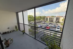 4040 N Hills Dr, Hollywood, FL 33021 - Photo 15