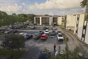 4040 N Hills Dr, Hollywood, FL 33021 - Photo 17