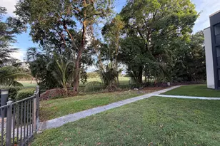 4040 N Hills Dr, Hollywood, FL 33021 - Photo 43