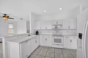 7693 Northtree Way, Lake Worth, FL 33467 - Photo 9