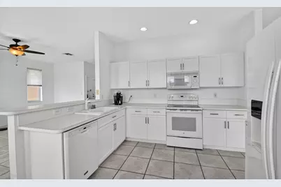7693 Northtree Way, Lake Worth, FL 33467 - Photo 9