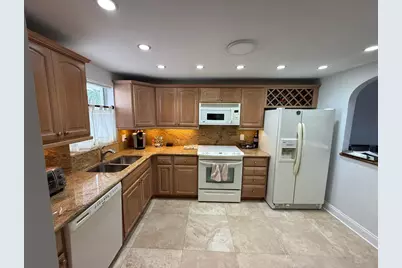 511 Bayshore Drive #405, Fort Lauderdale, FL 33304 - Photo 7