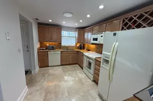 511 Bayshore Dr, Fort Lauderdale, FL 33304 - Photo 9