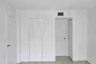 4851 NW 26th Ct, Lauderdale Lakes, FL 33313 - Photo 13
