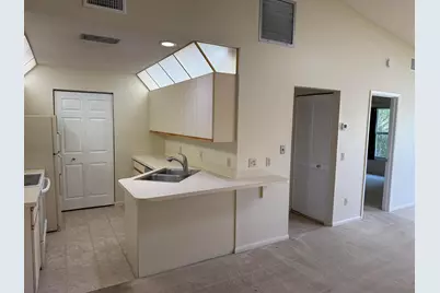 8228 SE Croft Circle #J-8, Hobe Sound, FL 33455 - Photo 9