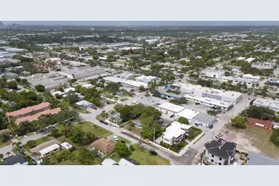 3467 NE 13th Avenue #A+B, Oakland Park, FL 33334 - Photo 15