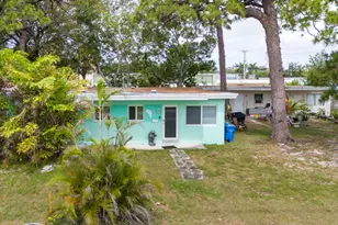 3467 NE 13th Ave, Oakland Park, FL 33334 - Photo 5