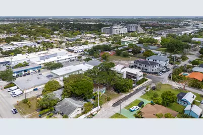 3467 NE 13th Avenue #Ab, Oakland Park, FL 33334 - Photo 13