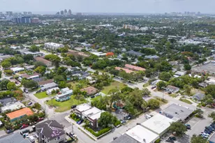 3467 NE 13th Ave, Oakland Park, FL 33334 - Photo 17